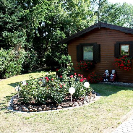 Pretty Bungalow In Neubukow With Garden, Roof Ngoại thất bức ảnh